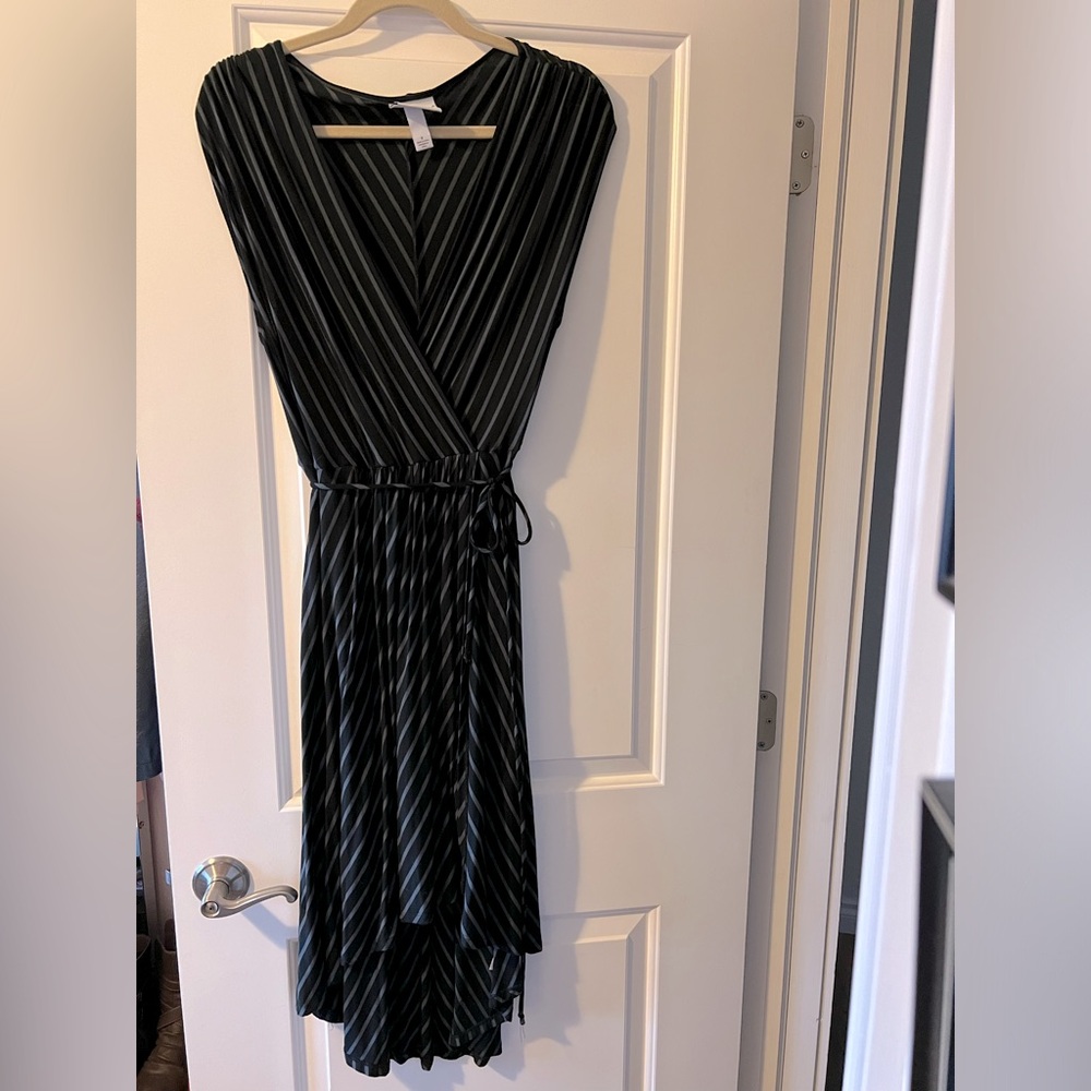 Pure Energy faux wrap black and gray dress